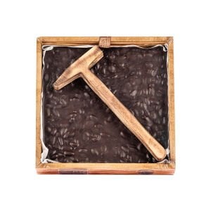 Çekiçli Ahşap Kutu Bitter Antep Fıstıklı Beyoğlu Çikolata 1000 g