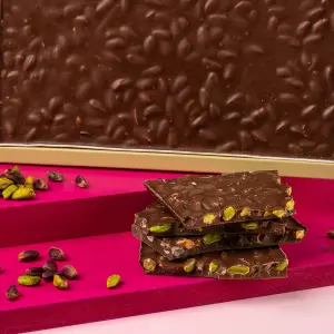 Antep Fıstıklı Sütlü Beyoğlu Çikolata 400g