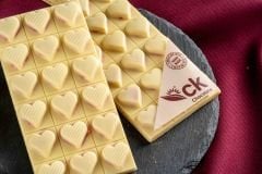 Yaban Mersinli Beyaz Tablet Çikolata 90 g