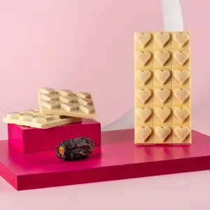 Yaban Mersinli Beyaz Tablet Çikolata 90g