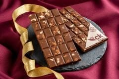 Bademli Sütlü Tablet Çikolata 100 g