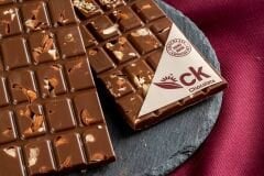 Bademli Sütlü Tablet Çikolata 100 g