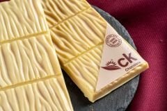 Kakaolu Bisküvili Beyaz Tablet Çikolata 100 g