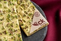 Antep Fıstıklı Beyaz Tablet Çikolata 100 g